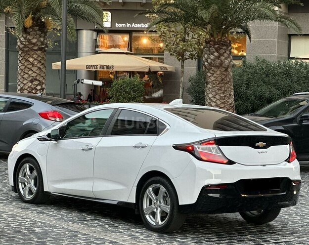 Chevrolet Volt-6