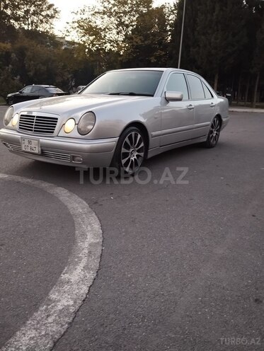 Mercedes E 240 1998, 385,623 km - 2.4 l - Mingəçevir