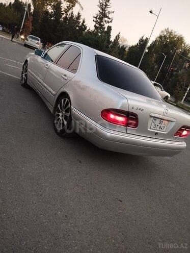Mercedes E 240 1998, 385,623 km - 2.4 l - Mingəçevir