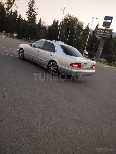 Mercedes E 240 1998, 385,623 km - 2.4 l - Mingəçevir