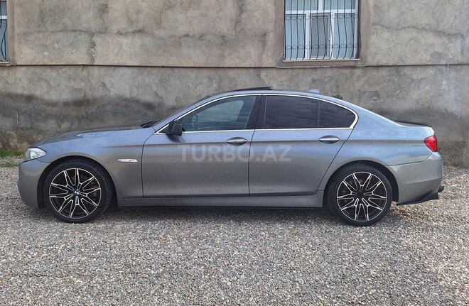 BMW 528 2011, 290,000 km - 2.0 l - Naxçıvan