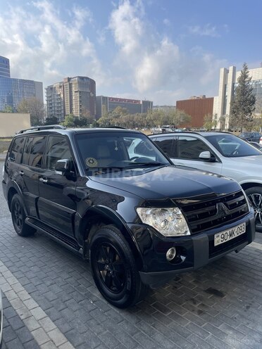 Mitsubishi Pajero 2007, 320,000 km - 3.0 л - Bakı