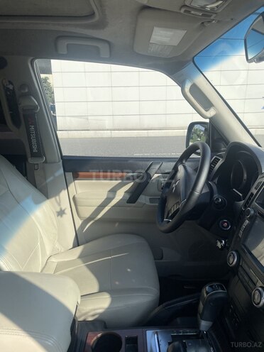 Mitsubishi Pajero 2007, 320,000 km - 3.0 л - Bakı