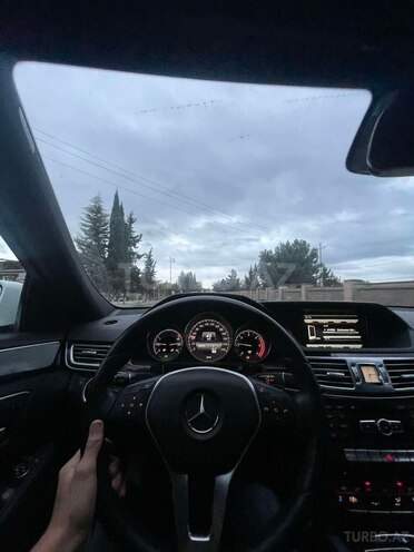 Mercedes E 220 2014, 157,000 km - 2.1 l - Salyan