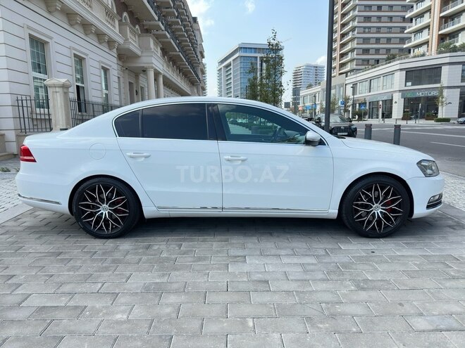 Volkswagen Passat 2011, 187,500 km - 1.8 l - Bakı