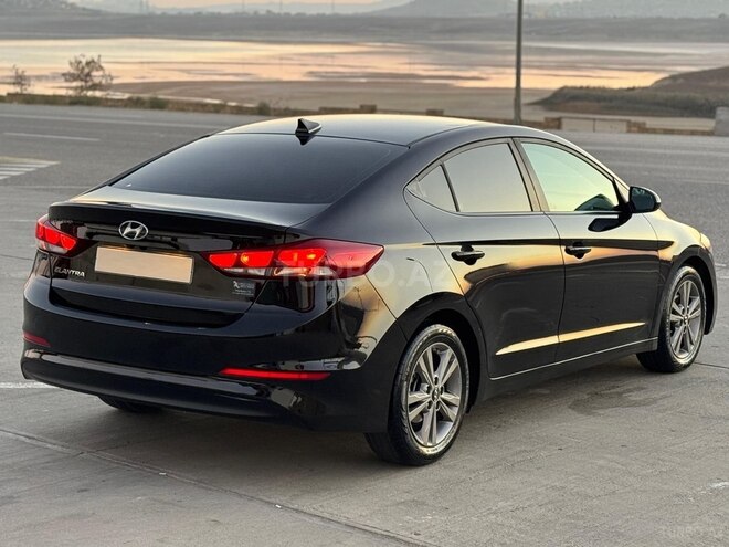 Hyundai Elantra 2017, 158,000 km - 2.0 л - Bakı