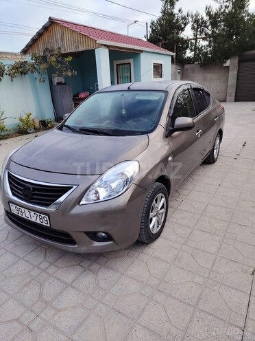 Nissan Sunny 2012, 290,000 km - 1.5 l - Bakı