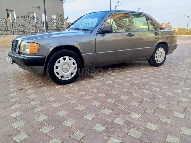 Mercedes 190 1991, 225,000 km - 1.8 l - Şirvan