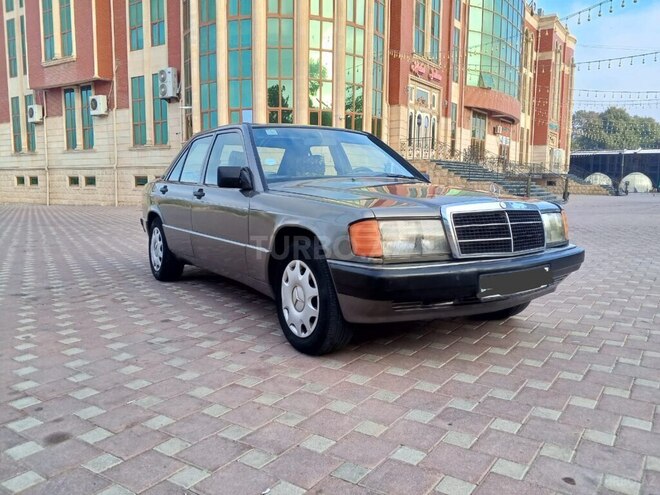 Mercedes 190 1991, 225,000 km - 1.8 l - Şirvan