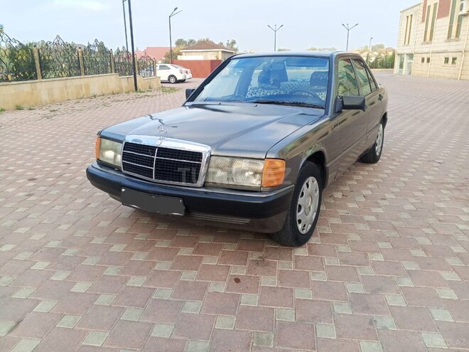 Mercedes 190 1991, 225,000 km - 1.8 l - Şirvan