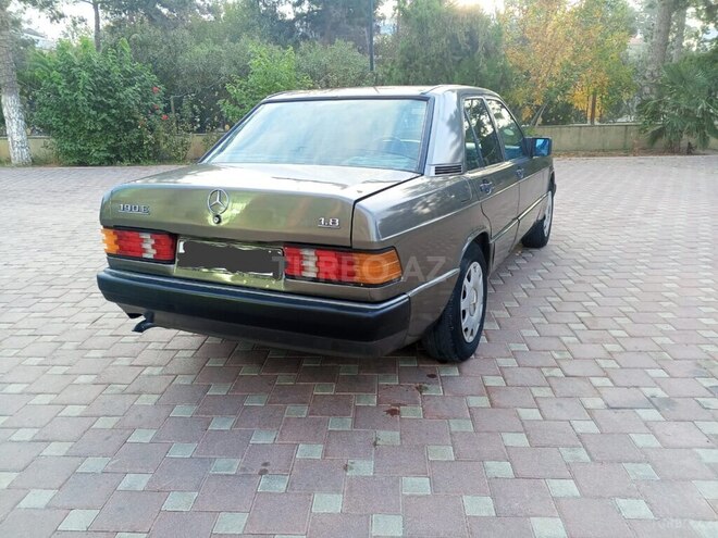 Mercedes 190 1991, 225,000 km - 1.8 l - Şirvan