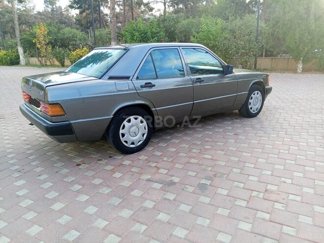 Mercedes 190 1991, 225,000 km - 1.8 l - Şirvan