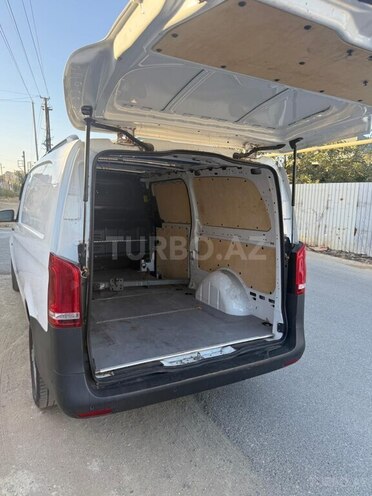 Mercedes Vito 2018, 328,000 km - 2.1 l - Bakı