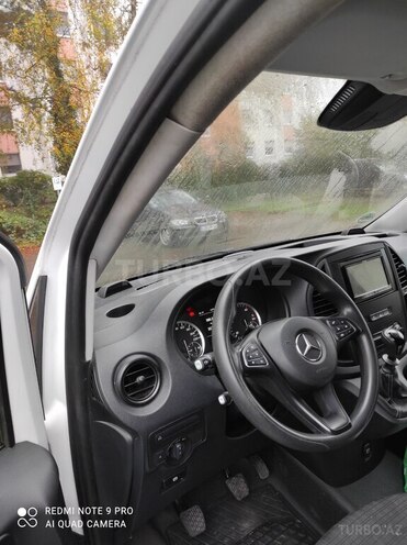 Mercedes Vito 2018, 328,000 km - 2.1 l - Bakı
