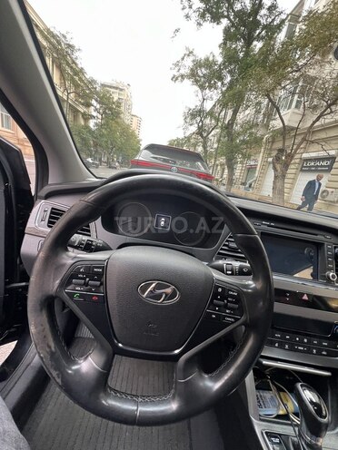 Hyundai Sonata-3