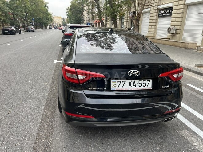 Hyundai Sonata-6