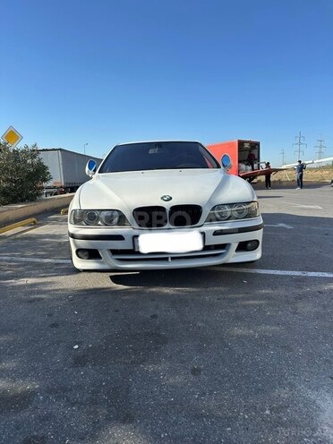 BMW 525 2001, 330,000 km - 2.5 l - Bakı
