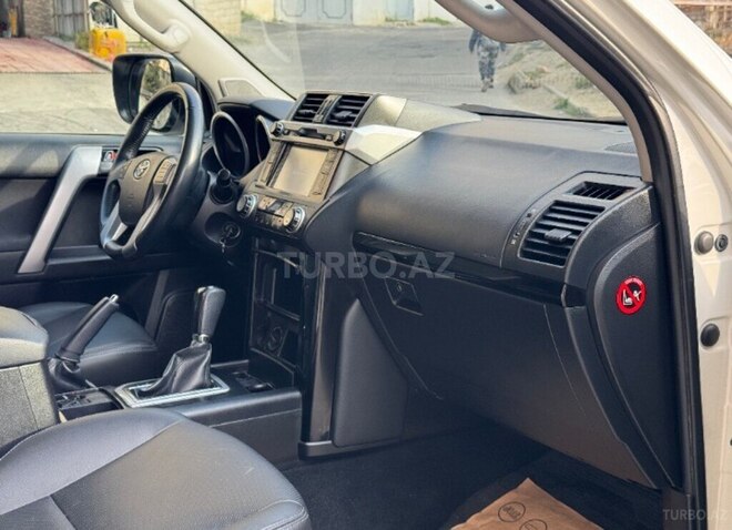 Toyota Land Cruiser Prado 2014, 50,000 km - 2.7 л - Bakı