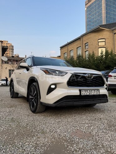Toyota Highlander 2021, 65,000 km - 3.5 l - Bakı