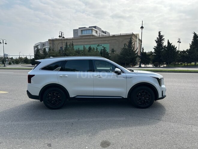 Kia Sorento 2023, 27,900 km - 1.6 l - Bakı