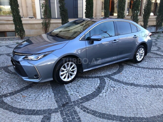 Toyota Corolla 2019, 179,740 km - 1.6 л - Bakı