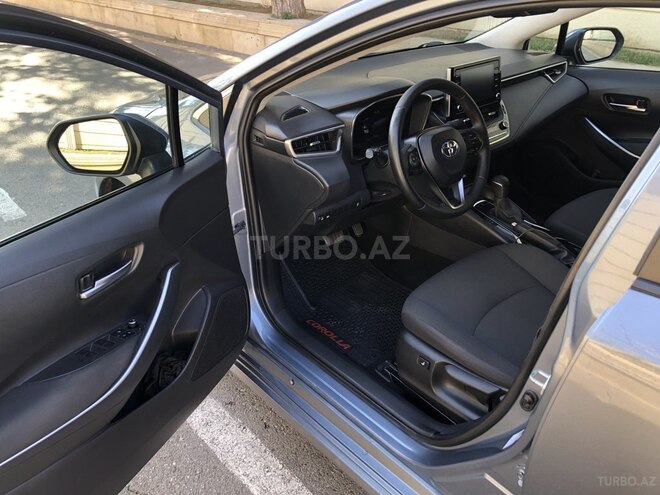Toyota Corolla 2019, 179,740 km - 1.6 л - Bakı