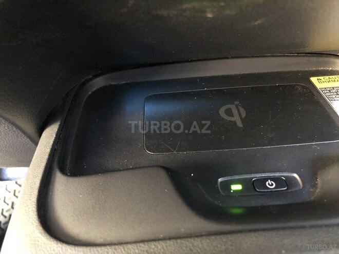 Toyota Corolla 2019, 179,740 km - 1.6 л - Bakı