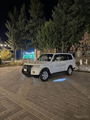 Mitsubishi Pajero 2007, 279,000 km - 3.0 l - Bakı