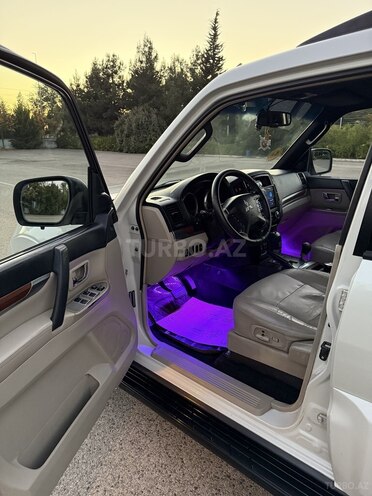 Mitsubishi Pajero 2007, 279,000 km - 3.0 l - Bakı