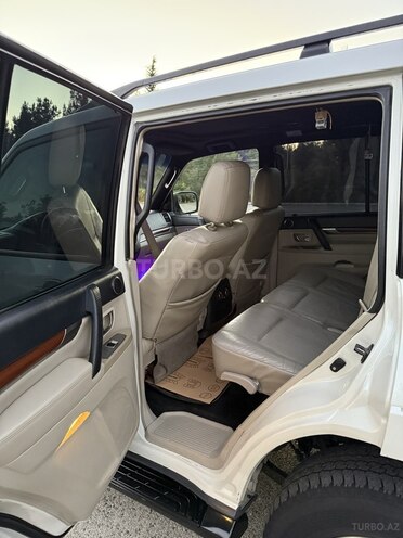 Mitsubishi Pajero 2007, 279,000 km - 3.0 l - Bakı