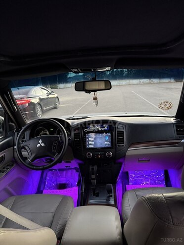 Mitsubishi Pajero 2007, 279,000 km - 3.0 l - Bakı