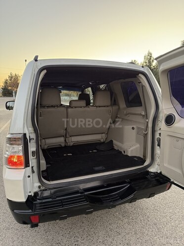 Mitsubishi Pajero 2007, 279,000 km - 3.0 l - Bakı