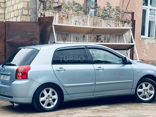 Toyota Corolla 2006, 285,000 km - 1.4 l - Gəncə