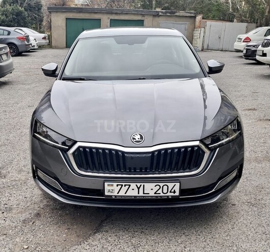 Skoda Octavia 2023, 13,600 km - 1.6 л - Bakı