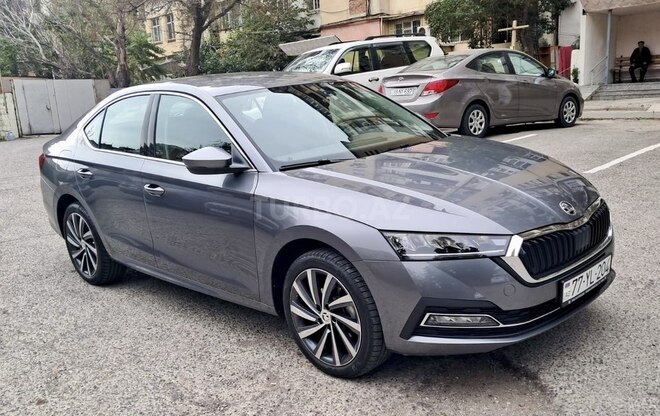 Skoda Octavia 2023, 13,600 km - 1.6 л - Bakı