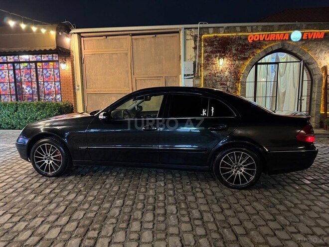 Mercedes E 220 2002, 335,400 km - 2.2 l - Bakı
