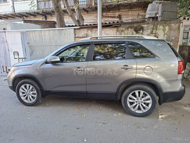 Kia Sorento 2009, 233,000 km - 2.0 l - Bakı