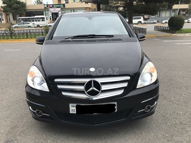 Mercedes B 180 2010, 176,000 km - 1.7 l - Sumqayıt