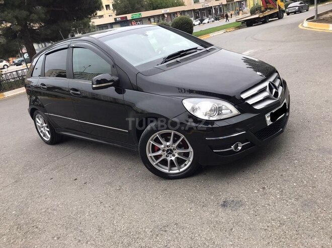 Mercedes B 180 2010, 176,000 km - 1.7 l - Sumqayıt