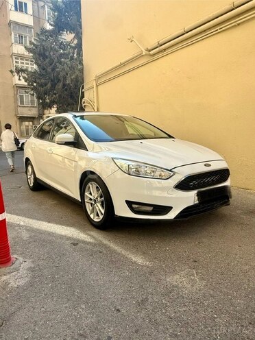 Ford Focus 2015, 137,455 km - 1.6 л - Bakı