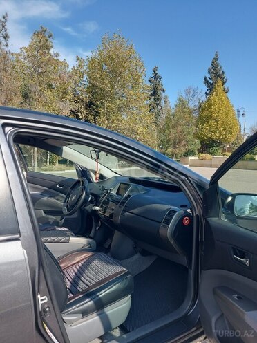 Toyota Prius 2007, 310,000 km - 1.5 l - Ucar