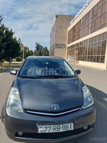 Toyota Prius 2007, 310,000 km - 1.5 l - Ucar