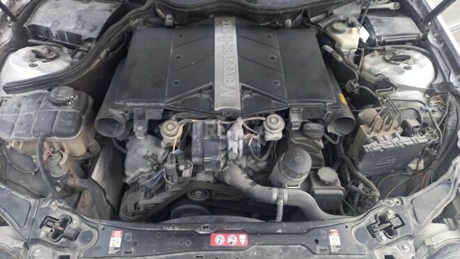 Mercedes C 240 2002, 300,000 km - 2.6 l - Bakı