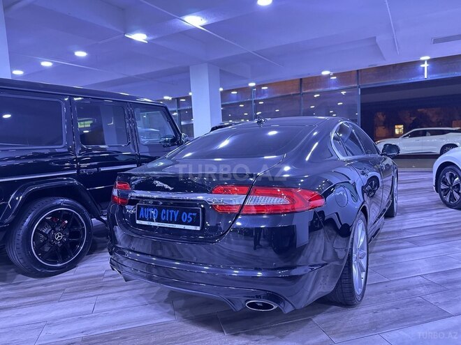Jaguar XF-7