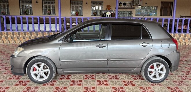Toyota Corolla 2004, 380,000 km - 1.4 l - Ağcabədi