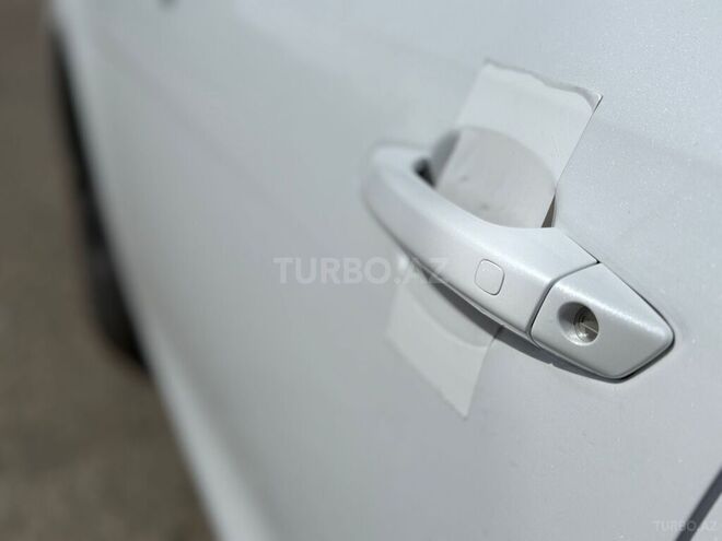 BYD Seal 05-18