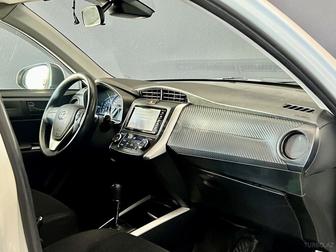 Toyota Corolla Fielder-18
