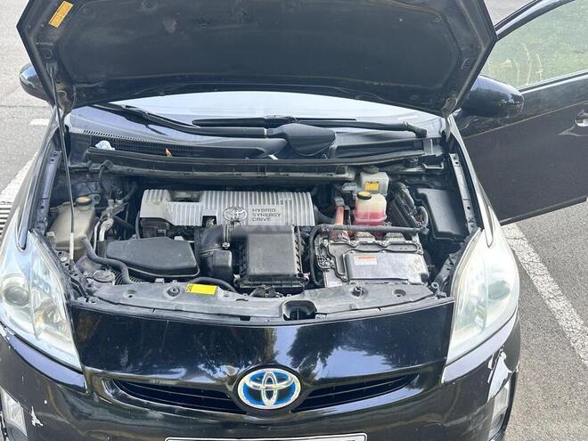 Toyota Prius 2011, 196,000 km - 1.8 l - Masallı