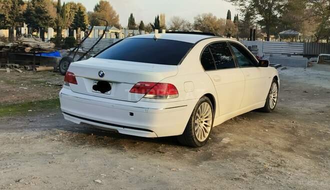 BMW 730 2006, 269,000 km - 3.0 l - Mingəçevir