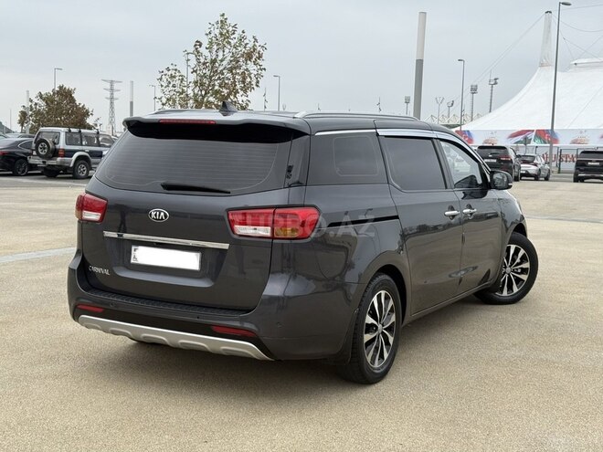 Kia Carnival 2016, 189,000 km - 2.2 l - Bakı